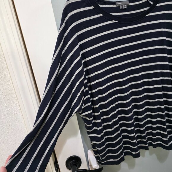 VINCE Striped 3/4 Sleeve Tee Navy Gray Soft Lightweight Knit Top Women’s Large - Picture 5 of 7